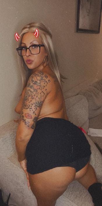 Mia, 30  female escort, Space Coast